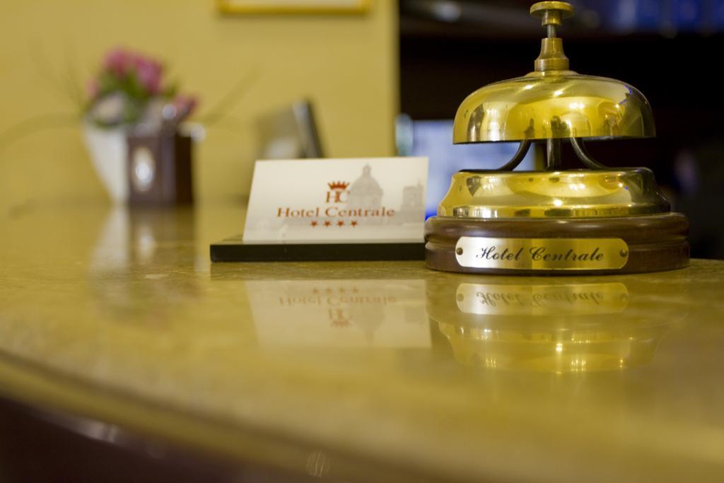 Hotel Centrale Spa & Relax 阿尔卡莫 外观 照片