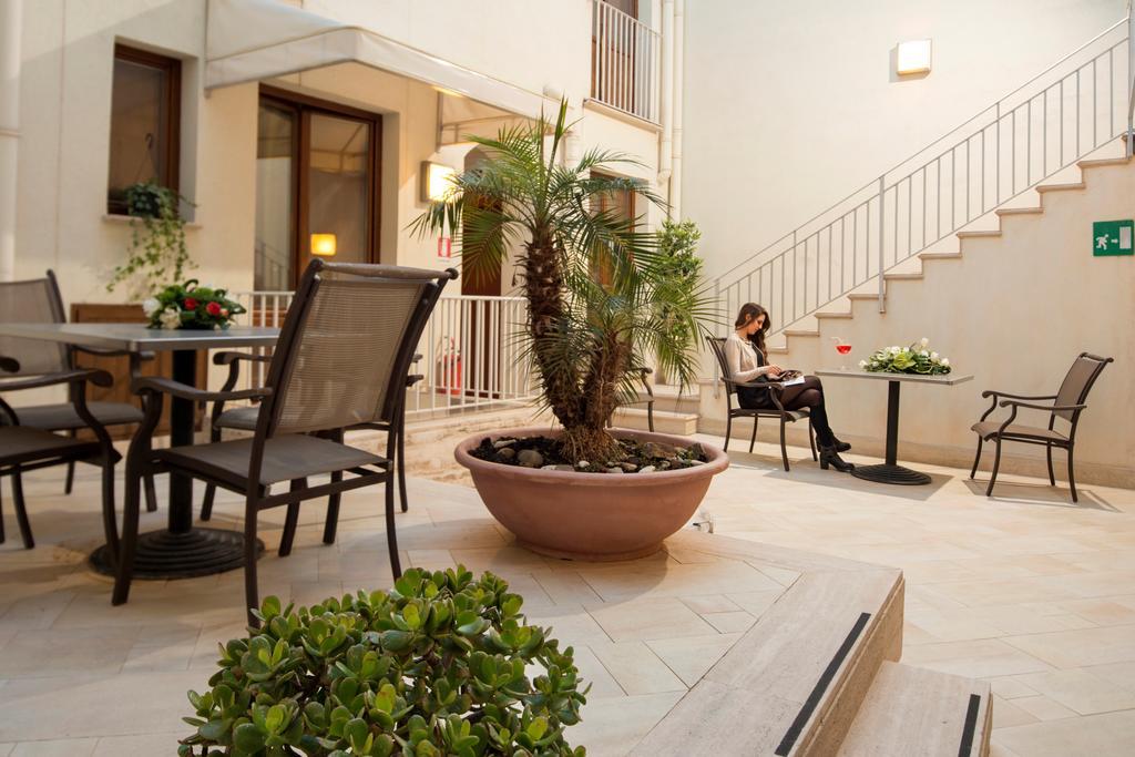 Hotel Centrale Spa & Relax 阿尔卡莫 外观 照片